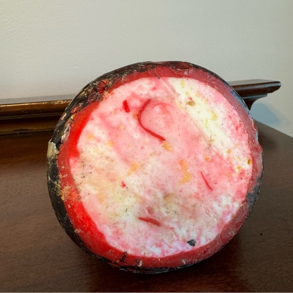 VINTAGE RED TEA KETTLE shaped CANDLE - Picture 4 of 8